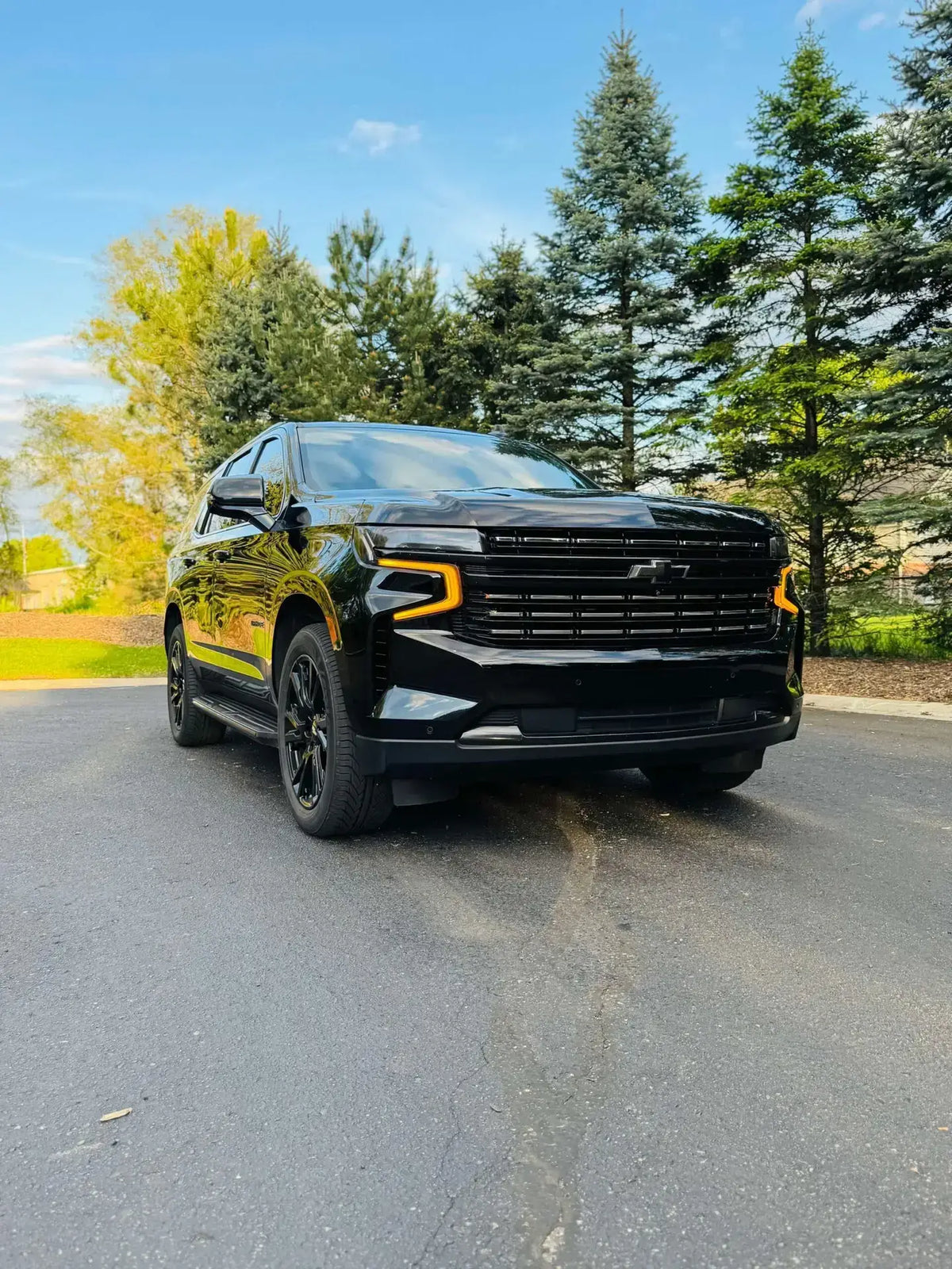 Chevy Tahoe / suburban amber DRL front lights