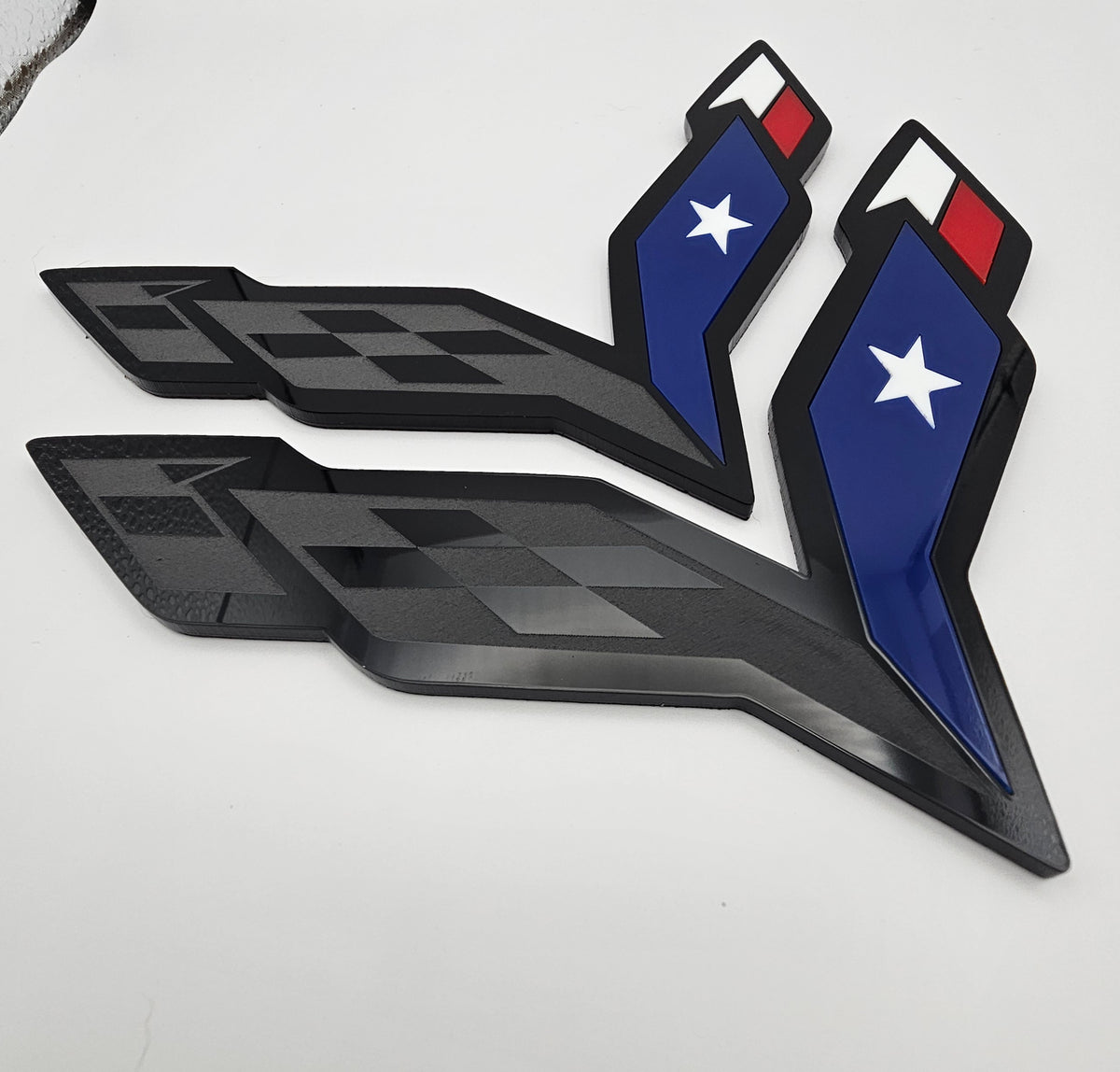 C7 Corvettes Texas emblems
