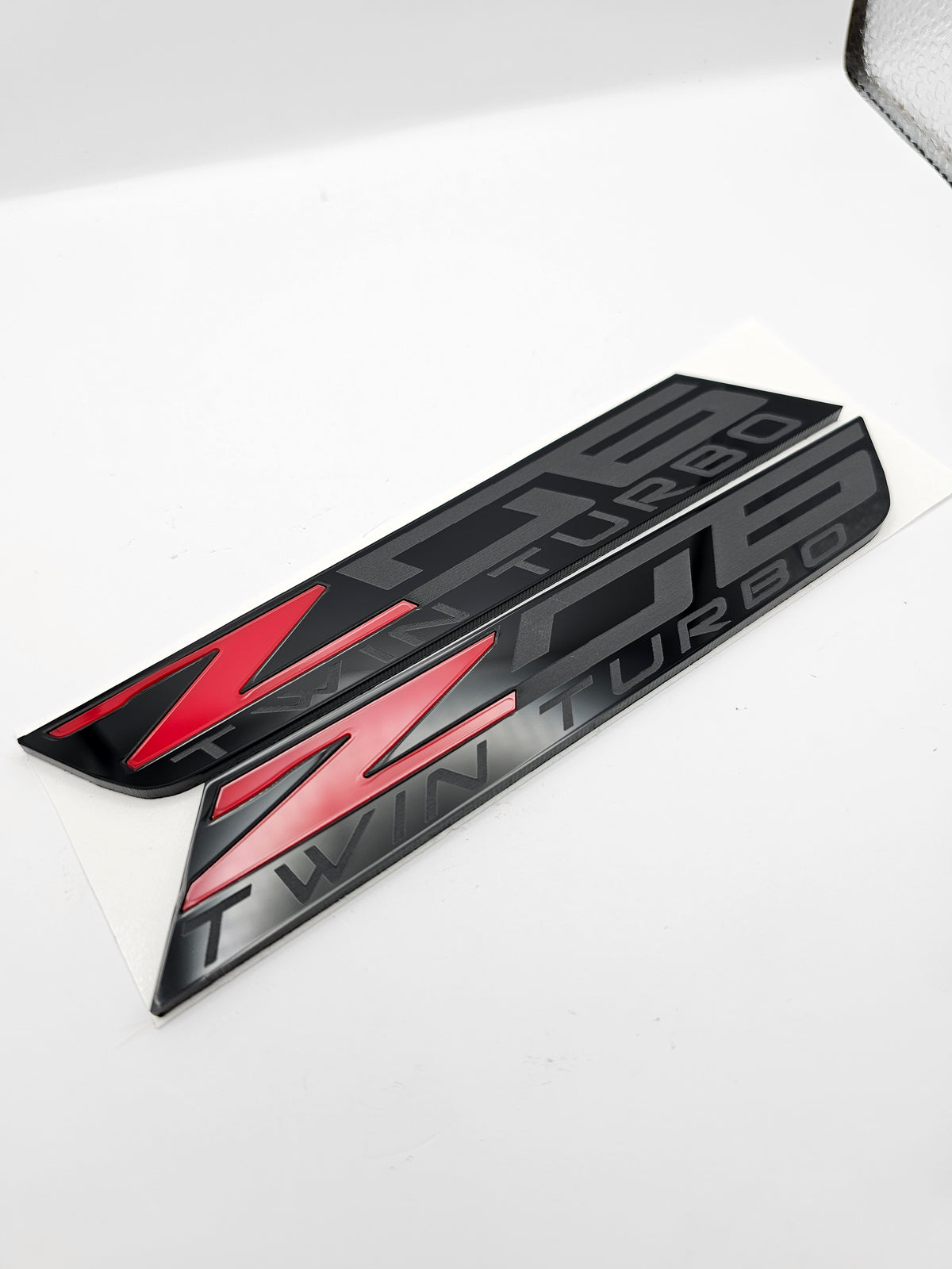 C7 ZO6 / Z07 Fender Emblems 1 pair