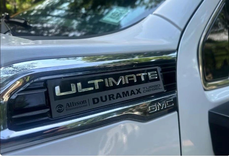 2020-2026 GMC 2500 / 3500 "Ultimate" Fender Emblem