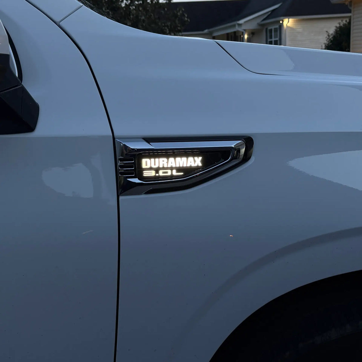 yukon illuminated fender badges