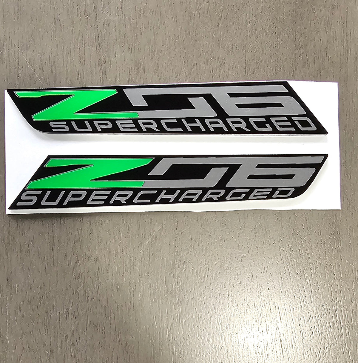 C7 ZO6 / Z07 Fender Emblems 1 pair