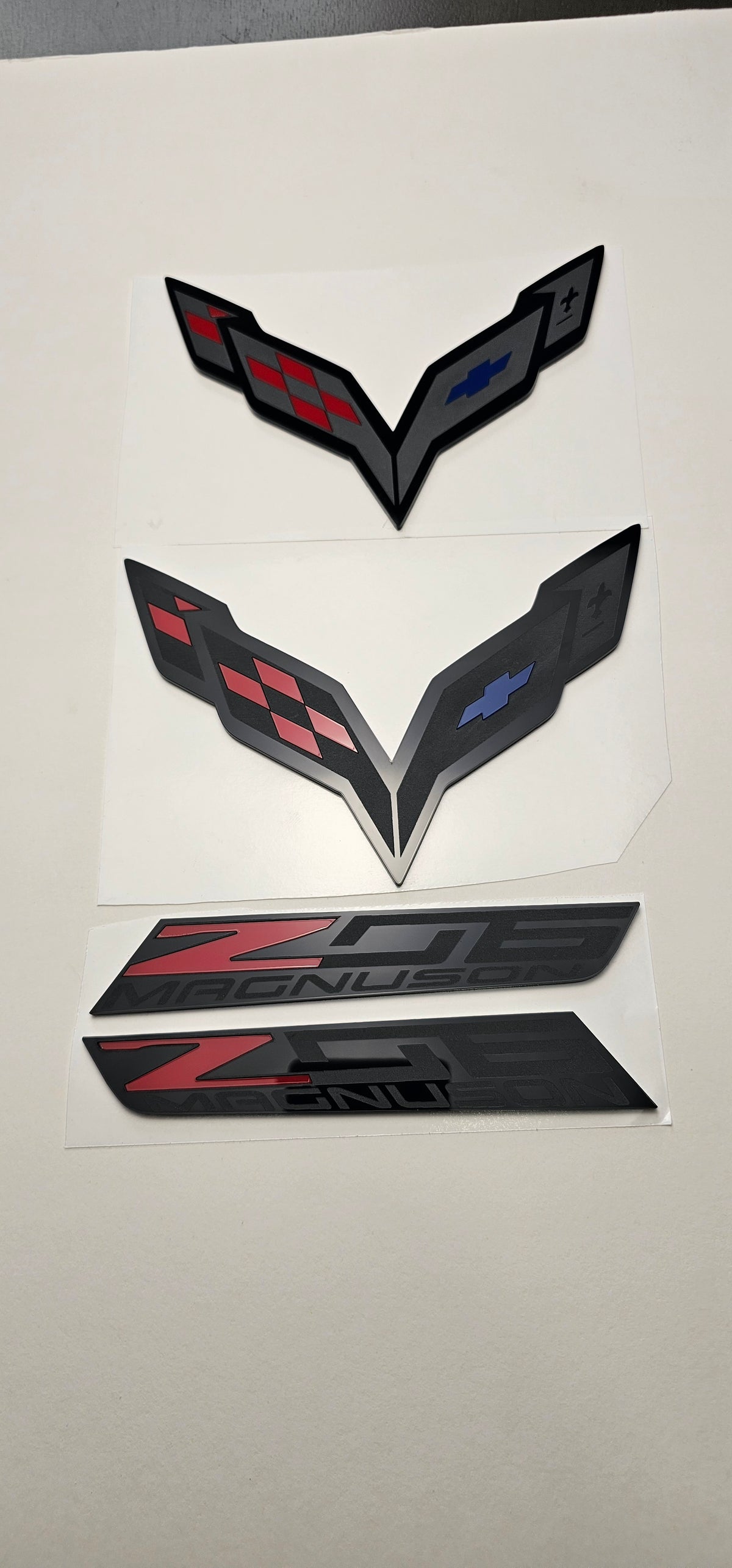 C7 ZO6 / Z07 Fender Emblems 1 pair